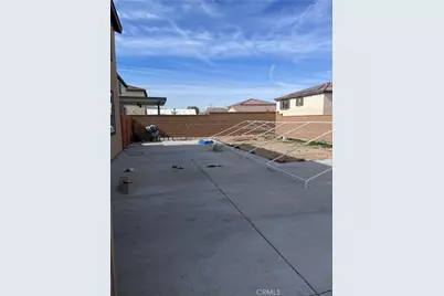 14352 Plymouth, Hesperia, CA 92344 - Photo 21