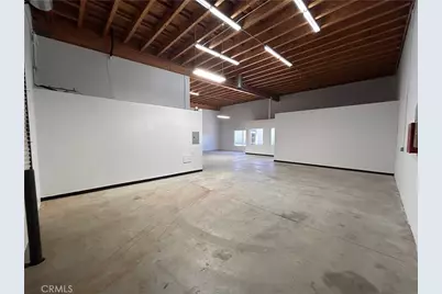 10690 G Avenue #E & F, Hesperia, CA 92345 - Photo 5