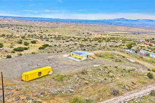 25333 Valley View, Apple Valley, CA 92308 - Photo 37