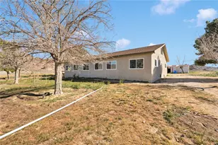 30263 State Hwy 18, Lucerne Valley, CA 92356 - Photo 31
