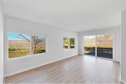 30263 State Highway 18, Lucerne Valley, CA 92356 - Photo 13