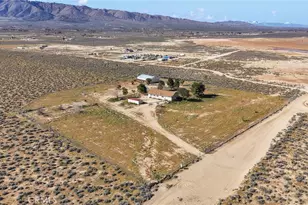 30263 State Hwy 18, Lucerne Valley, CA 92356 - Photo 53