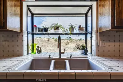 8384 Highland Court, Oak Hills, CA 92344 - Photo 25