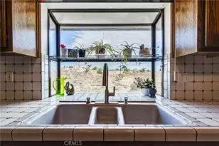 8384 Highland Ct, Oak Hills, CA 92344 - Photo 25