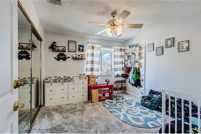 8384 Highland Court, Oak Hills, CA 92344 - Photo 37