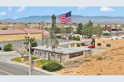 22265 US Highway 18, Apple Valley, CA 92307 - Photo 3