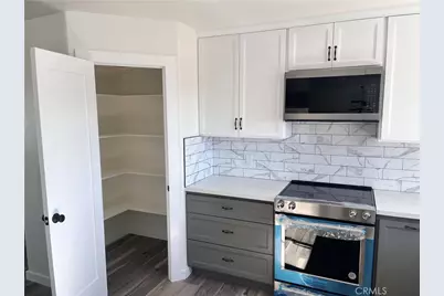 21305 Wren Street, Apple Valley, CA 92308 - Photo 11