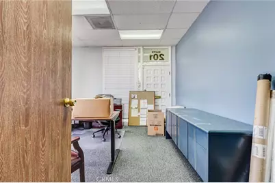 715 N Mountain Avenue #201, Upland, CA 91786 - Photo 13