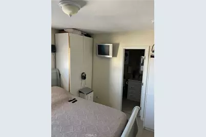 319 Wilshire Place, Barstow, CA 92311 - Photo 13