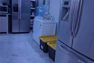 319 Wilshire Pl, Barstow, CA 92311 - Photo 5