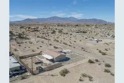 1253 Coral Avenue, Thermal, CA 92274 - Photo 5