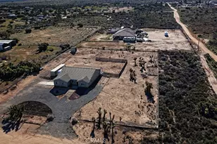 8855 Smith Rd, Phelan, CA 92371 - Photo 35