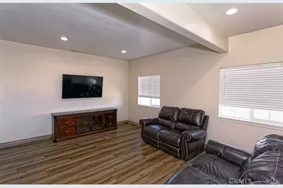 8855 Smith Road, Phelan, CA 92371 - Photo 17