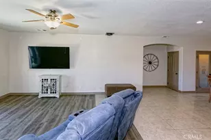 8855 Smith Rd, Phelan, CA 92371 - Photo 19