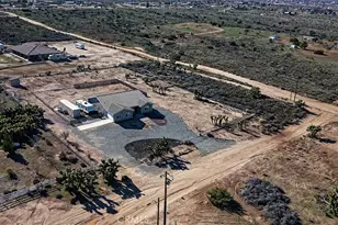 8855 Smith Rd, Phelan, CA 92371 - Photo 35