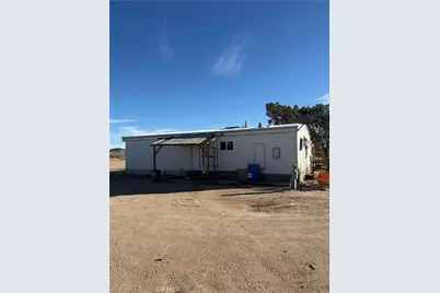 49122 Bedford Dr, Newberry Springs, CA 92365 - Photo 3
