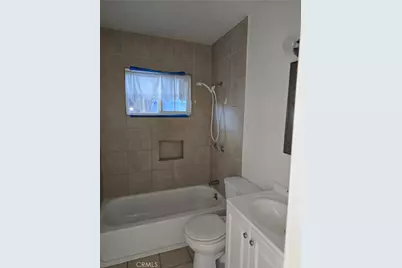 16249 Encina, Victorville, CA 92395 - Photo 9