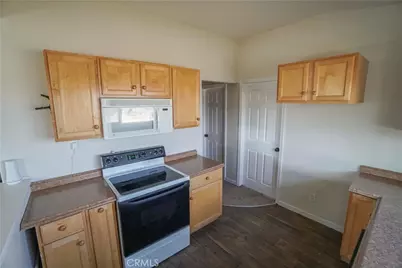 12626 Sycamore Street, Victorville, CA 92392 - Photo 9