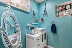 12929 Topaz Cir, Victorville, CA 92392 - Photo 31