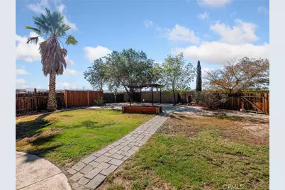 12929 Topaz Circle, Victorville, CA 92392 - Photo 39