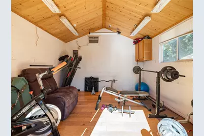 12929 Topaz Circle, Victorville, CA 92392 - Photo 35