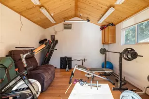 12929 Topaz Cir, Victorville, CA 92392 - Photo 35