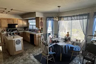 20404 Half Moon Ct, Apple Valley, CA 92308 - Photo 31