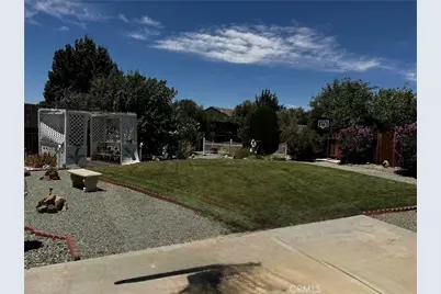20404 Half Moon Court, Apple Valley, CA 92308 - Photo 33