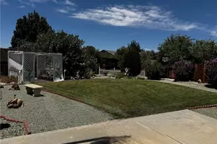 20404 Half Moon Ct, Apple Valley, CA 92308 - Photo 33