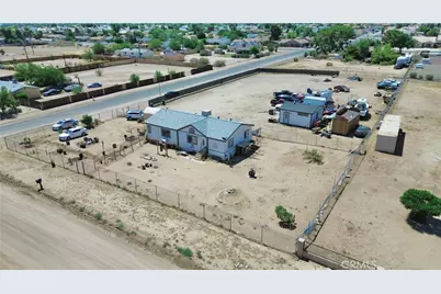 13376 Pacoima, Victorville, CA 92392 - Photo 7