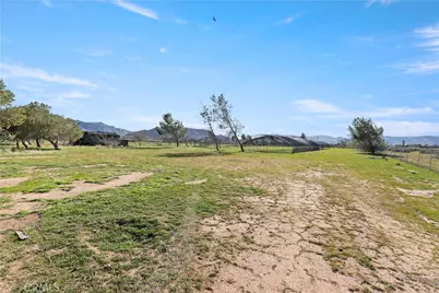 23405 Ramona, Apple Valley, CA 92307 - Photo 39