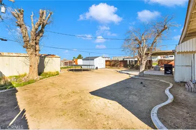 25478 Cheryle, Barstow, CA 92311 - Photo 33