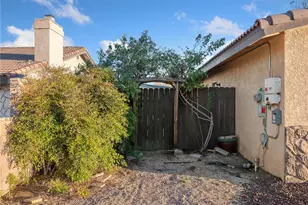 13045 Greensboro Rd, Victorville, CA 92395 - Photo 5