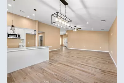 13835 Burning Tree Drive, Victorville, CA 92395 - Photo 35