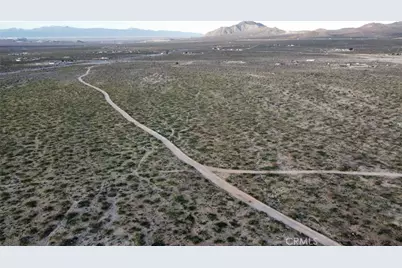 777 Dale Evans Pkwy, Apple Valley, CA 92307 - Photo 3