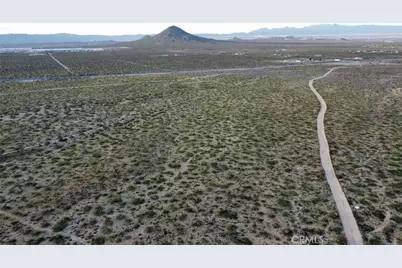 777 Dale Evans Pkwy, Apple Valley, CA 92307 - Photo 5