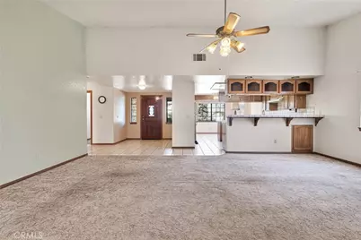 18043 Sunburst Road, Victorville, CA 92395 - Photo 7