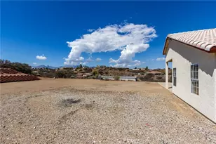 7170 Joshua, Oak Hills, CA 92344 - Photo 57