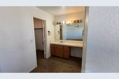 14280 Navajo, Apple Valley, CA 92307 - Photo 19
