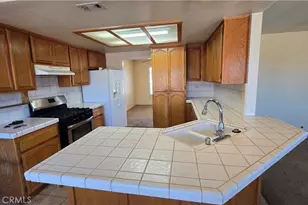 14280 Navajo, Apple Valley, CA 92307 - Photo 7