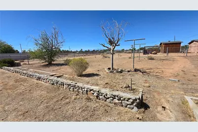 14280 Navajo, Apple Valley, CA 92307 - Photo 27