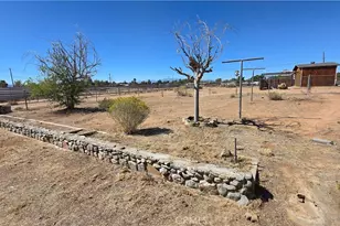 14280 Navajo, Apple Valley, CA 92307 - Photo 27