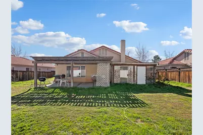 11068 Tamarisk, Adelanto, CA 92301 - Photo 19