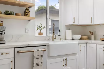 236 Camellia Lane, Costa Mesa, CA 92627 - Photo 41