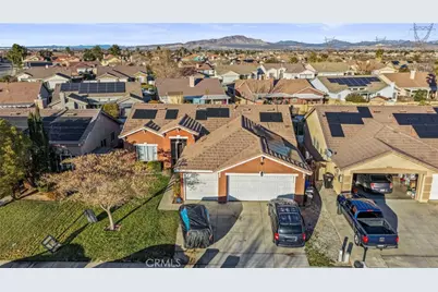 13207 Fordham Circle, Victorville, CA 92392 - Photo 37