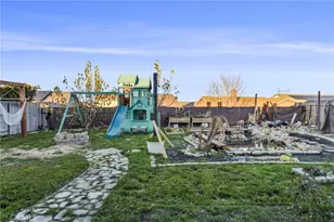 13207 Fordham Cir, Victorville, CA 92392 - Photo 29