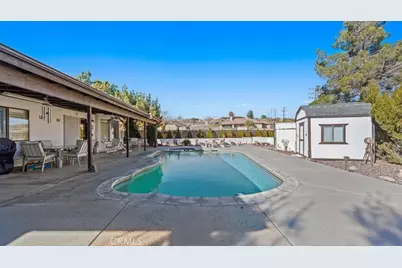 16885 Lambert Lane, Victorville, CA 92395 - Photo 23