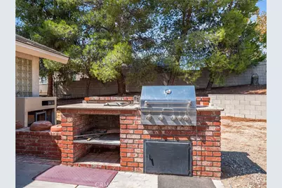 18668 Kamana, Apple Valley, CA 92307 - Photo 31