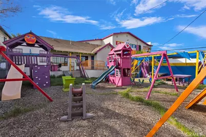 313 E Buena Vista Street, Barstow, CA 92311 - Photo 25