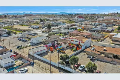 313 E Buena Vista Street, Barstow, CA 92311 - Photo 39